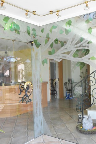 Imagen de los interiores del Hotel Landhotel Gillenfelder Hof. Foto 20