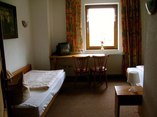 Imagen de la habitación del Hotel Landhotel Goldener Becher. Foto 8