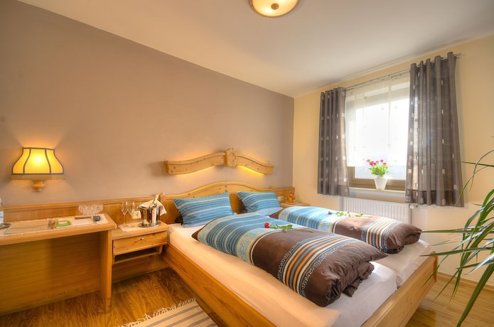 Imagen de la habitación del Hotel Landhotel Goldenes Kreuz. Foto 7