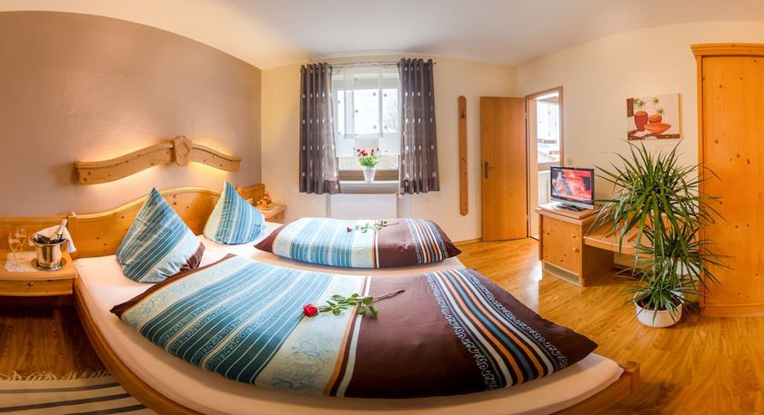 Imagen de la habitación del Hotel Landhotel Goldenes Kreuz. Foto 10