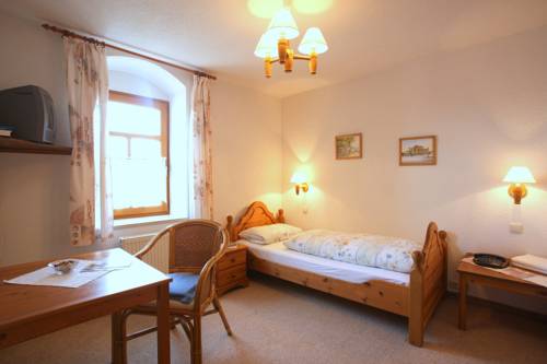 Imagen de la habitación del Hotel Landhotel Gut Wildberg. Foto 3