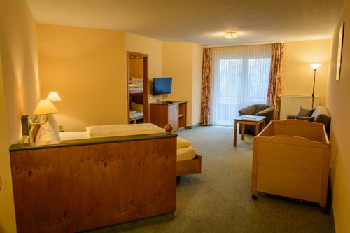 Imagen de la habitación del Hotel Landhotel Henkenhof Willingen. Foto 11