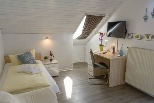 Imagen de la habitación del Hotel Landhotel Henkenhof Willingen. Foto 12