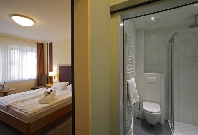 Imagen de la habitación del Hotel Landhotel Hermannsh&ouml;he. Foto 6