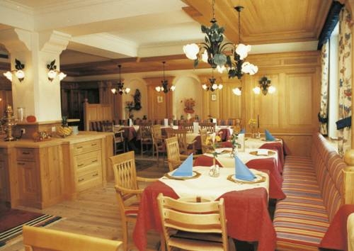 Imagen general del Hotel Landhotel Hubertushof. Foto 34