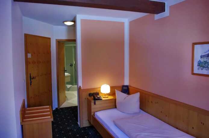 Imagen general del Hotel Landhotel Kains Hof. Foto 7