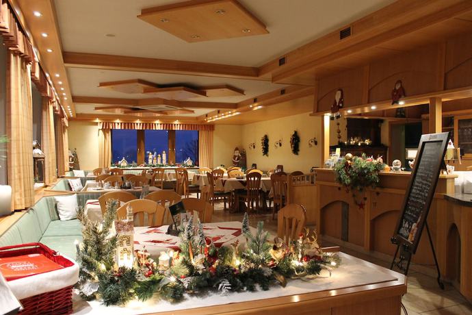 Imagen del bar/restaurante del Hotel Landhotel Kastanienhof. Foto 6