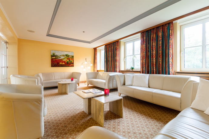 Imagen de los interiores del Hotel Landhotel Kauzenberg. Foto 13