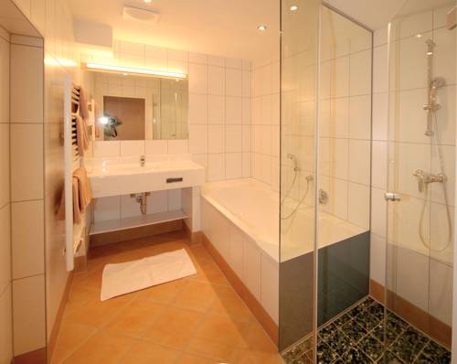 Imagen de la habitación del Hotel Landhotel Kielhuberhof. Foto 13