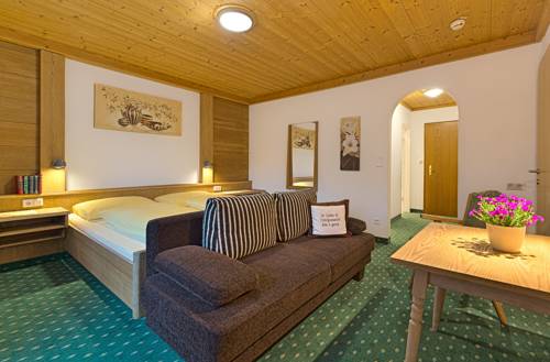 Imagen de la habitación del Hotel Landhotel Kirchenwirt. Foto 9