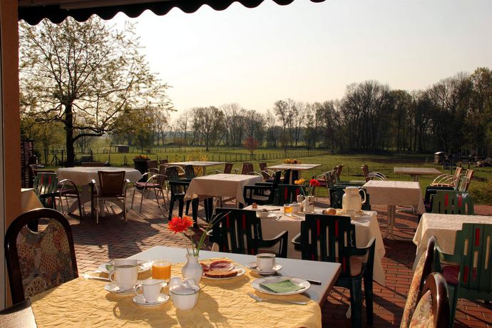 Imagen de los exteriores del Hotel Landhotel L&ouml;wenbruch. Foto 13