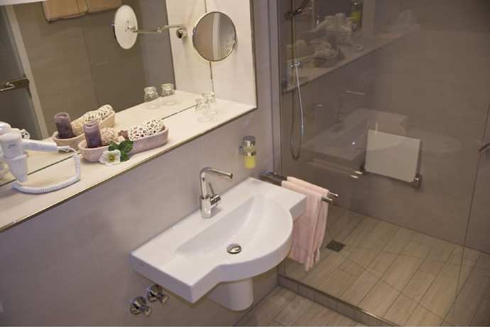 Imagen de la habitación del Hotel Landhotel Napoleon. Foto 12