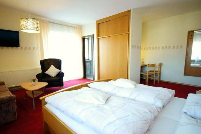 Imagen de la habitación del Hotel Landhotel Neuhof. Foto 3