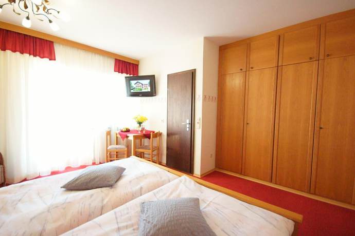 Imagen de la habitación del Hotel Landhotel Neuhof. Foto 9