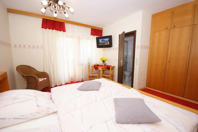 Imagen de la habitación del Hotel Landhotel Neuhof. Foto 14