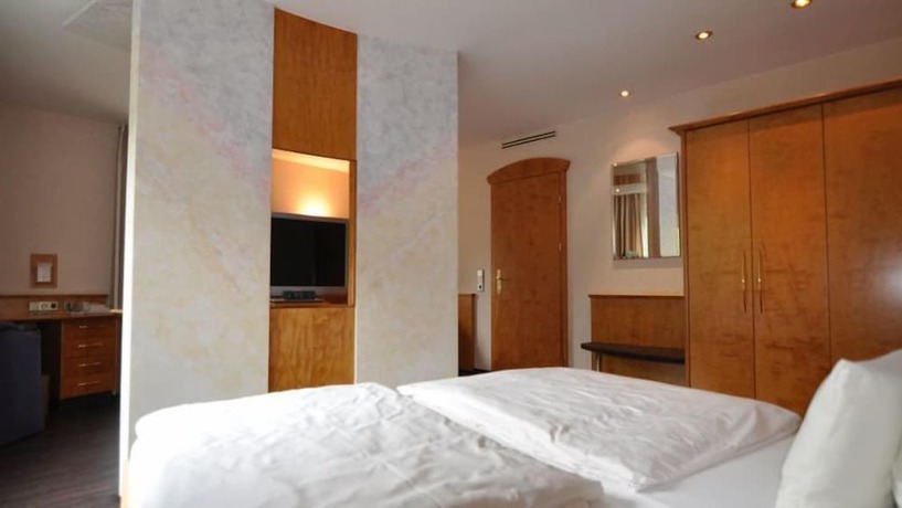Imagen de la habitación del Hotel Landhotel Pfrondorfer M&uuml;hle. Foto 2