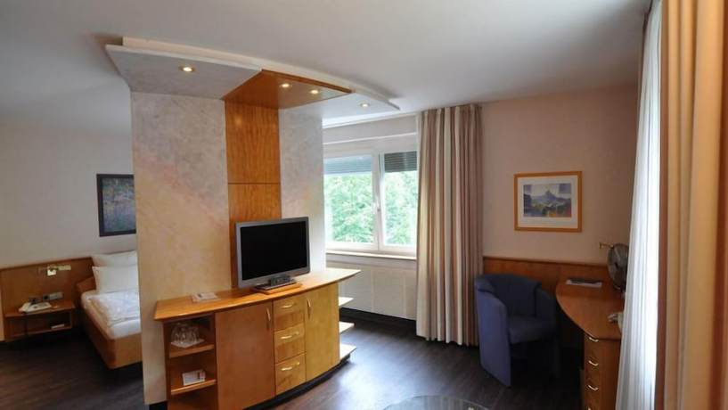 Imagen de la habitación del Hotel Landhotel Pfrondorfer M&uuml;hle. Foto 14