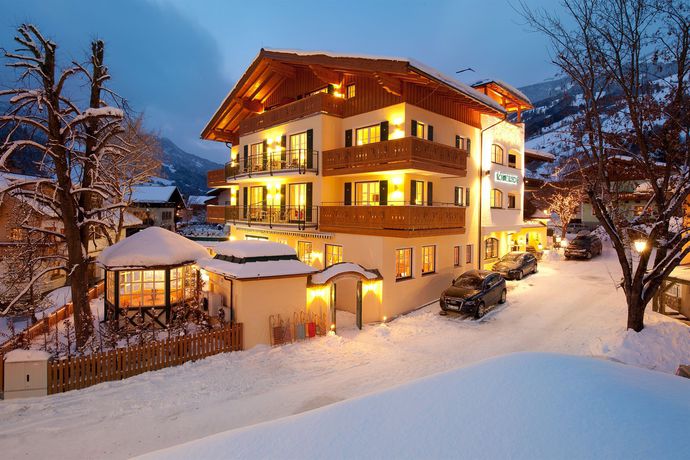 Imagen de los interiores del Hotel Landhotel R&ouml;merhof. Foto 12