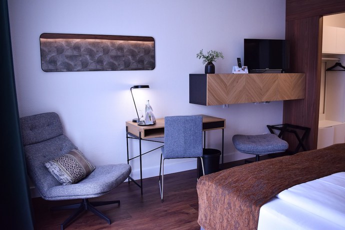 Imagen de la habitación del Hotel Landhotel Rügheim. Foto 8