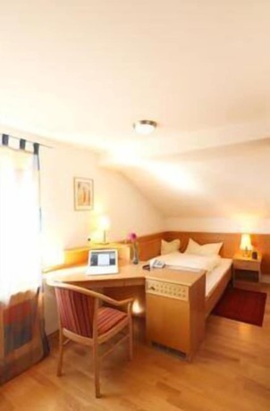 Imagen de la habitación del Hotel Landhotel Sch&ouml;ll. Foto 8