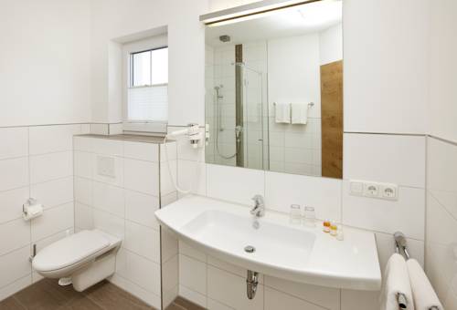 Imagen de la habitación del Hotel Landhotel Schwarzenbach - Wellness & Spa. Foto 9