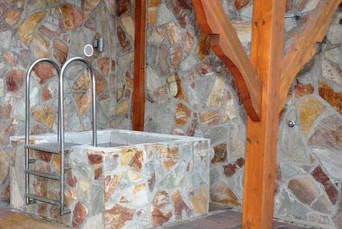 Imagen de la piscina del Hotel Landhotel St&auml;hle. Foto 17