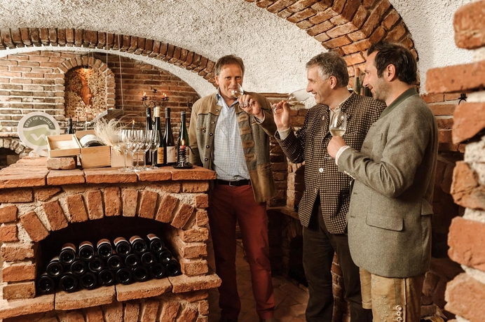 Imagen del bar/restaurante del Hotel Landhotel Wachau. Foto 10