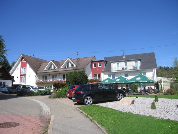 Imagen general del Hotel Landhotel Zur Linde. Foto 8