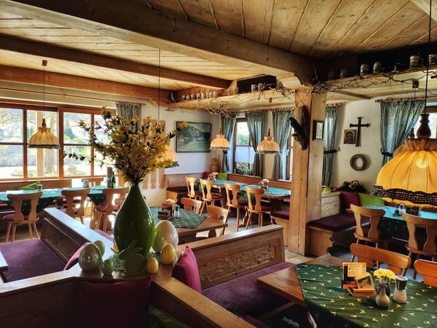 Imagen del bar/restaurante del Hotel Landhotel zum Raben. Foto 4