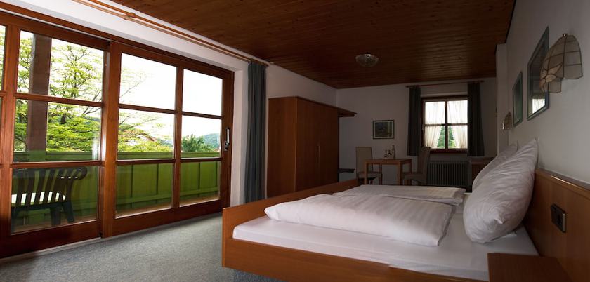 Imagen de la habitación del Hotel Landhotel zum Raben. Foto 8