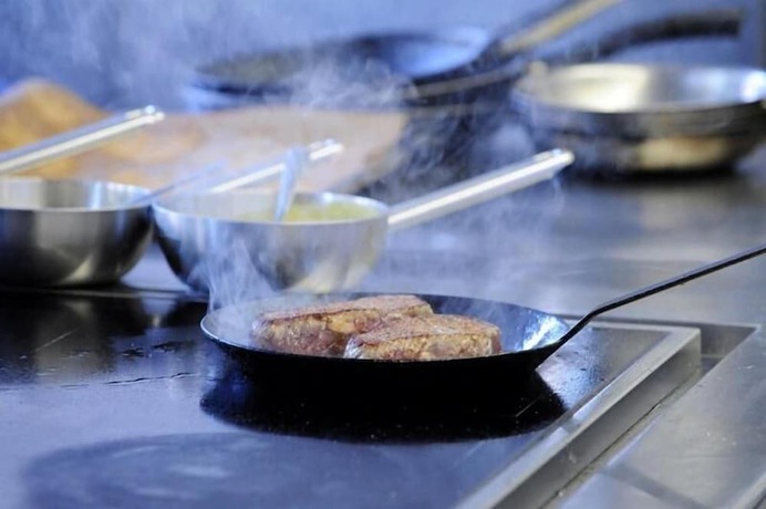 Imagen del bar/restaurante del Hotel Landidyll Erbgericht Tautewalde. Foto 5