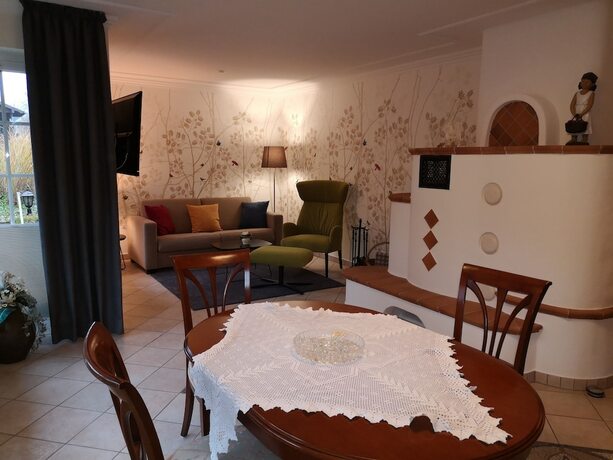 Imagen de la habitación del Hotel Landidyll Landaus Liesetal. Foto 17