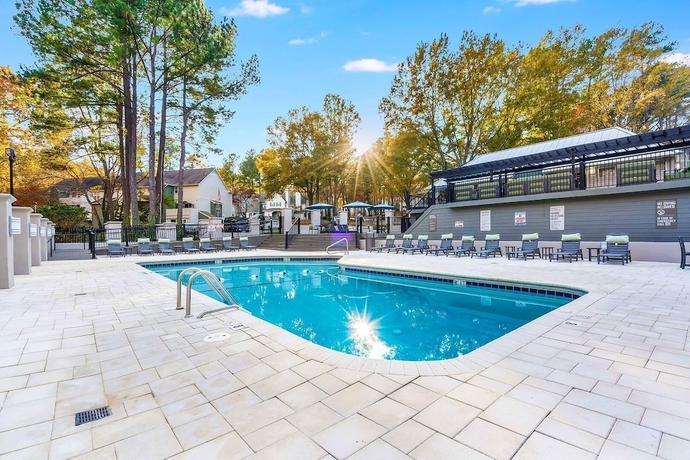Imagen general del Hotel Landing Apartments Glen Laurel - Raleigh. Foto 1