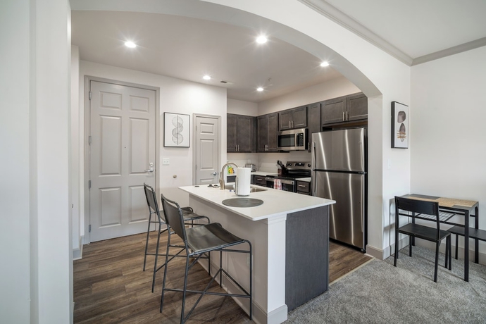 Imagen de la habitación del Hotel Landing Apartments Near University Of Cincinnati. Foto 11