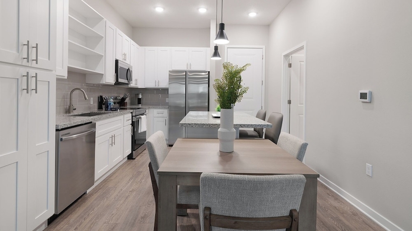Imagen de la habitación del Hotel Landing Furnished Apartments Davenport near Northeast Regional Park. Foto 12