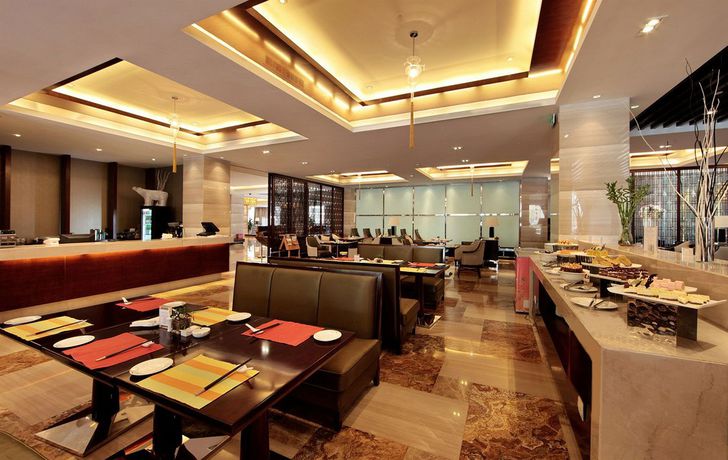 Imagen del bar/restaurante del Hotel Landison Hotel Nantong. Foto 5