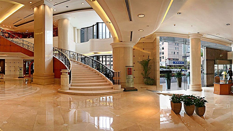 Imagen de los interiores del Hotel Landison Plaza. Foto 7