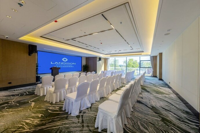 Imagen de los interiores del Hotel Landison Resort Jingdezhen. Foto 15