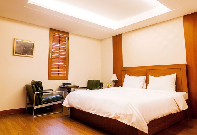 Imagen de la habitación del Hotel Landl City. Foto 6