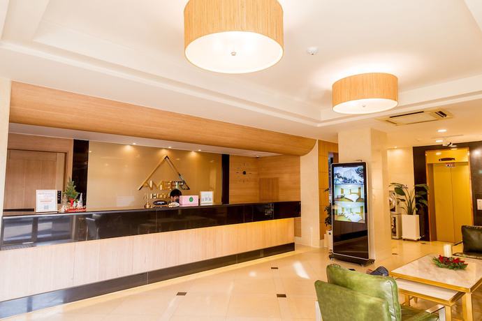 Imagen de los interiores del Hotel Landl City. Foto 16