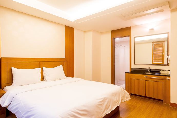 Imagen de la habitación del Hotel Landl City. Foto 10