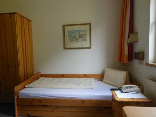 Imagen de la habitación del Hotel Landle. Foto 7