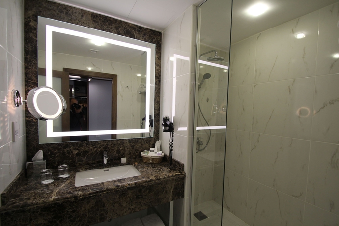 Imagen de la habitación del Hotel Landmark Amman and Conference Center. Foto 8