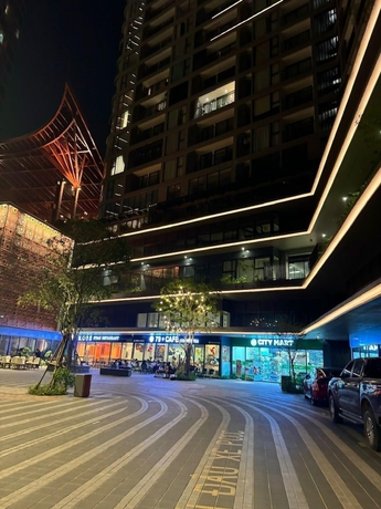 Imagen de los interiores del Hotel Landmark Ecopark by Emily in Town. Foto 16