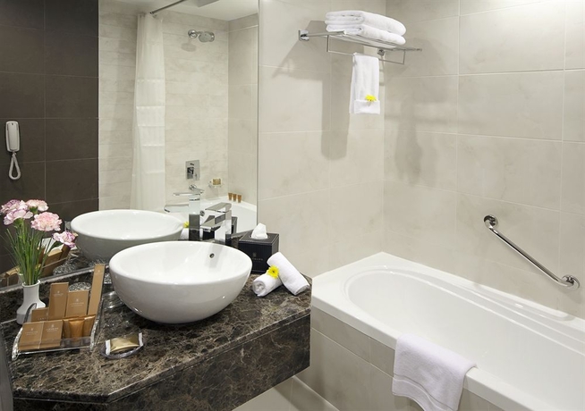 Imagen de la habitación del Hotel Landmark Grand. Foto 6