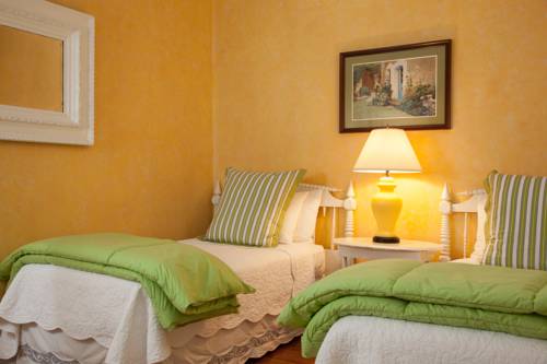 Imagen de la habitación del Hotel Landmark Inn. Foto 2