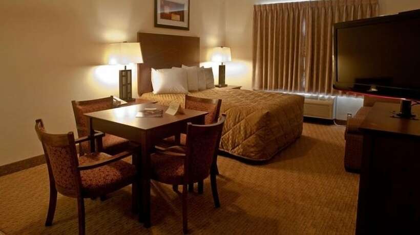 Imagen general del Hotel Landmark Inn Fort Liberty. Foto 8