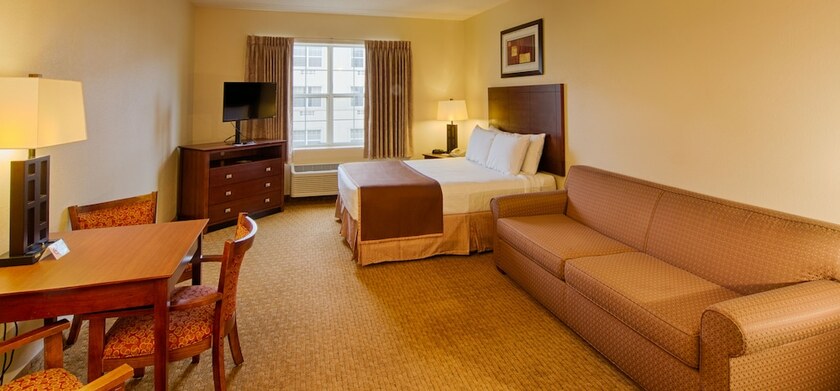 Imagen de la habitación del Hotel Landmark Inn Fort Liberty. Foto 19