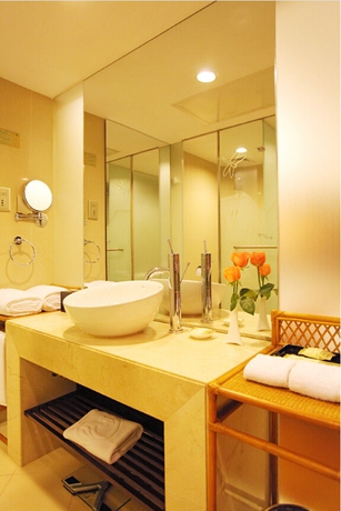 Imagen de la habitación del Hotel Landmark International. Foto 2