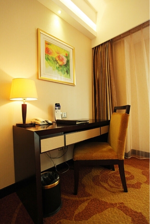 Imagen de la habitación del Hotel Landmark International. Foto 3